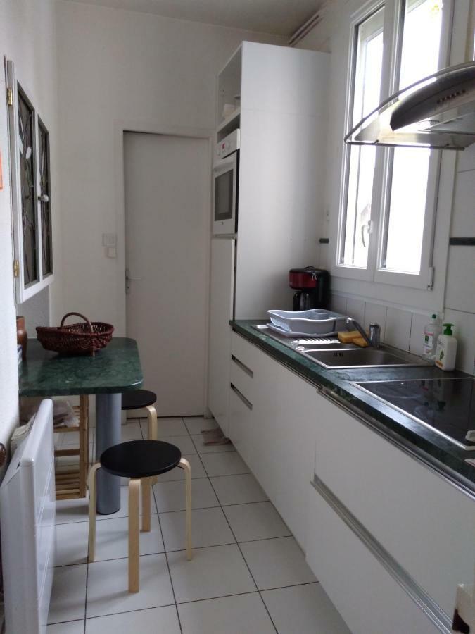 Appartement Au Calme Centre Ville A 2 Pas Du Vieux Marche La Rochelle  Exterior foto